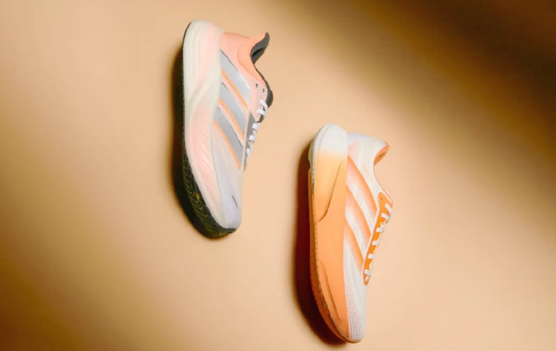 Adidas 推出全新 CUSHIONNOVA 漫航系列跑鞋