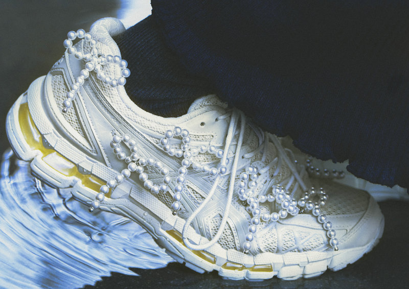 ASICS 携手 Completedworks 推出全新鞋款1.jpg