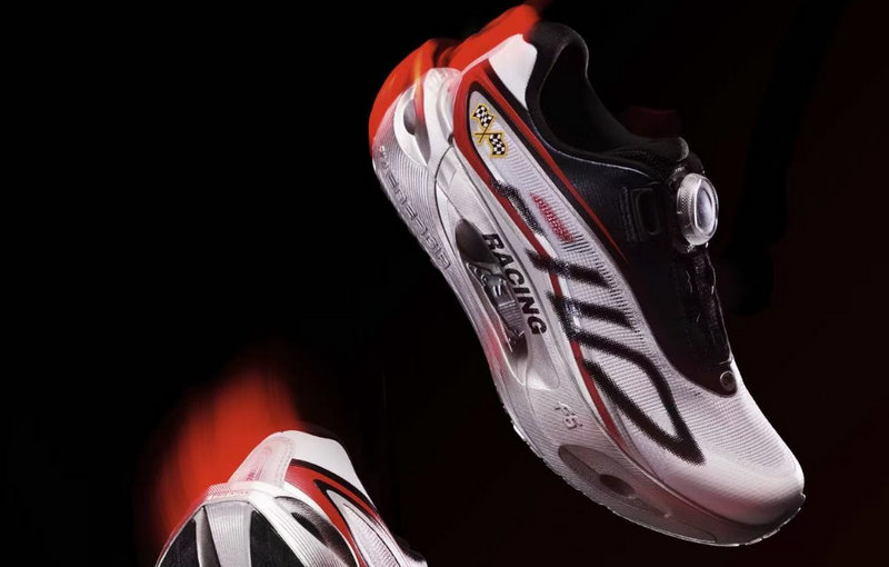 FILA KIDS儿童跑鞋3.jpg